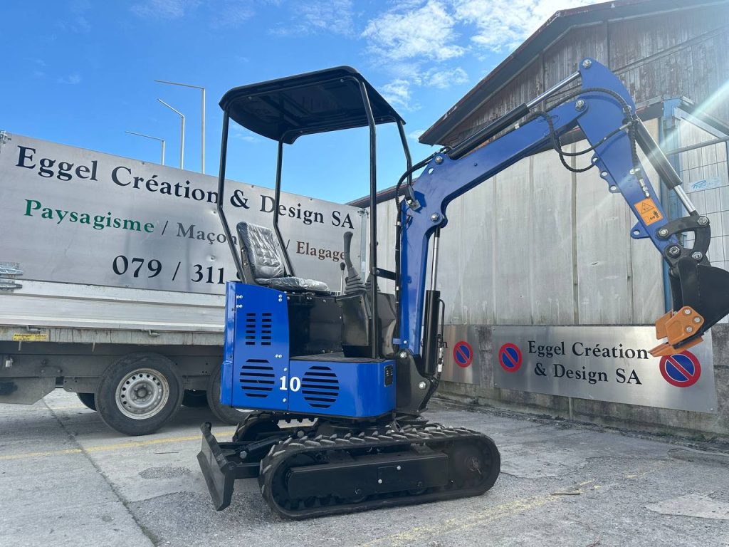 Pelle mécanique lithium ( 100% électrique )  Poids 1t